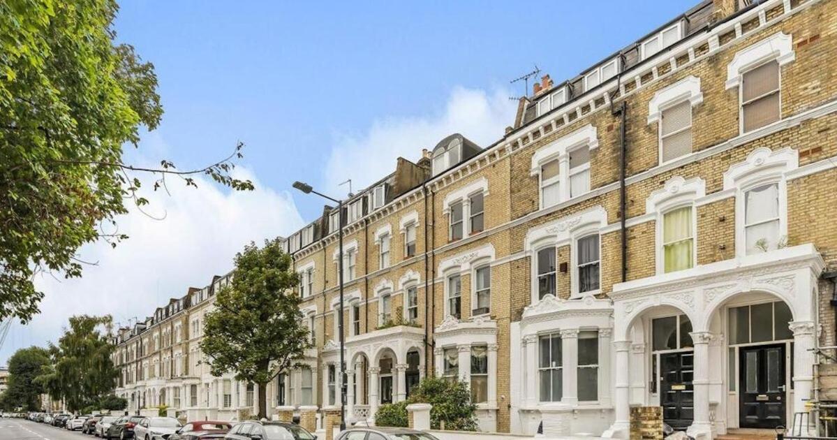 1-Bed Apartment, Close To Kensington Olympia With Free Wi-Fi & Netflix 런던 외부 사진