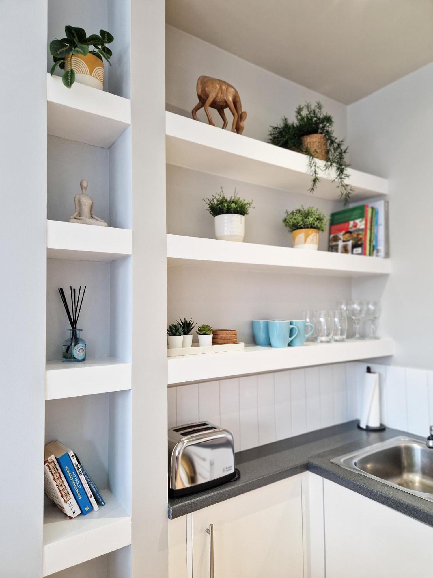 1-Bed Apartment, Close To Kensington Olympia With Free Wi-Fi & Netflix 런던 외부 사진